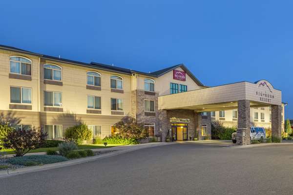 On-Site,Outdoor/Exterior,Exterior View of Building