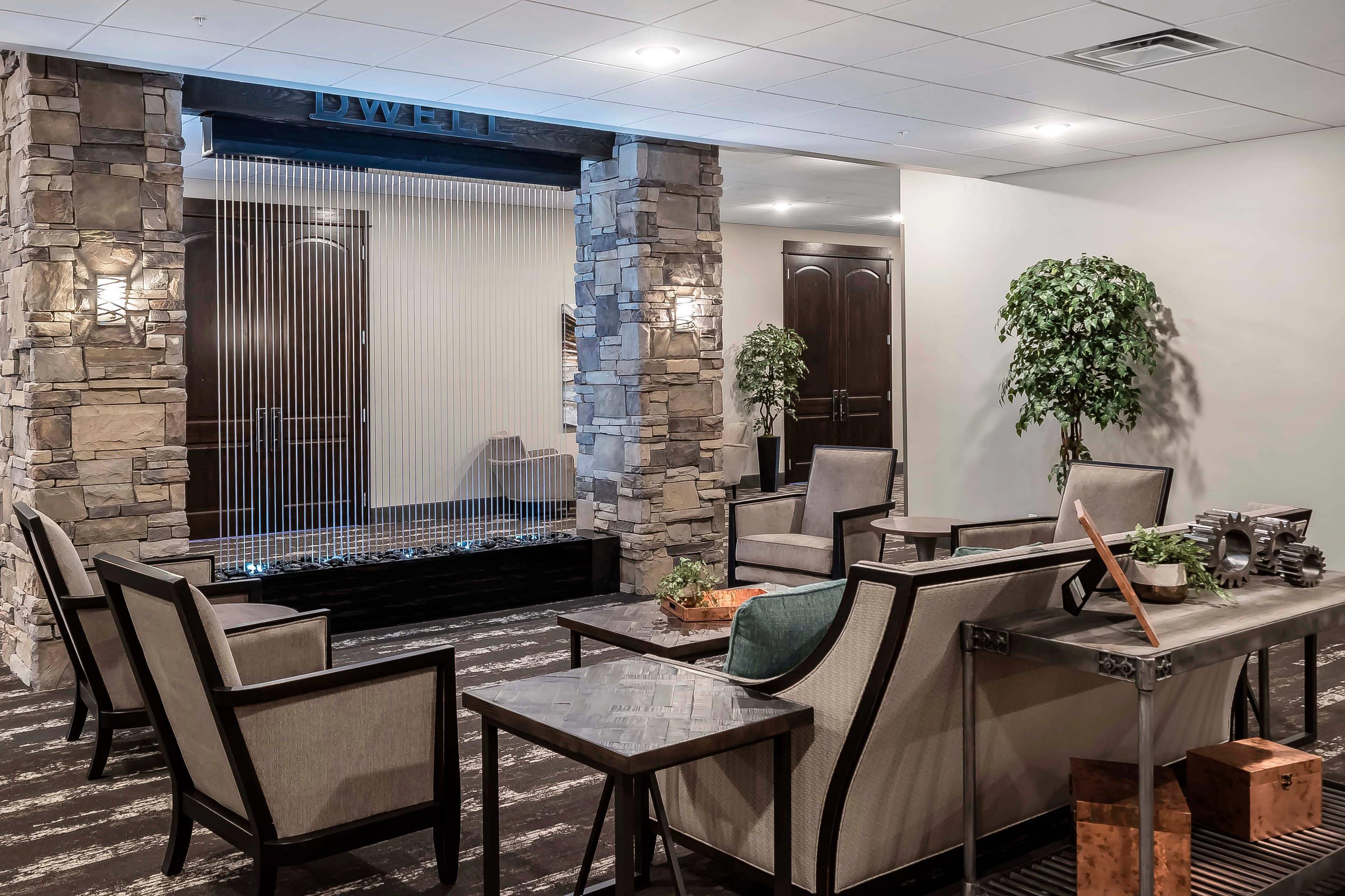 Hotel lobby | Copper King Convention Center, Ascend Hotel Collection