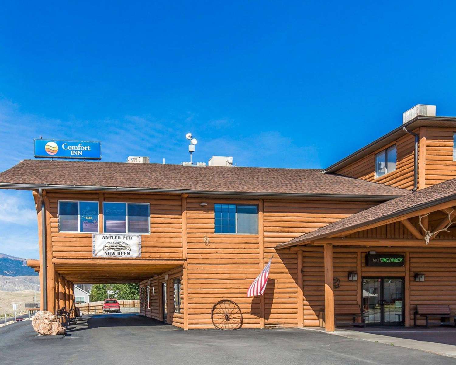 Comfort Inn Gardiner, MT See Discounts