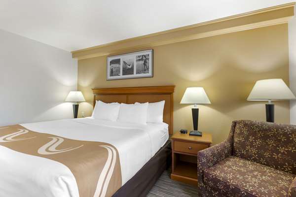  - Quality Inn Hamilton