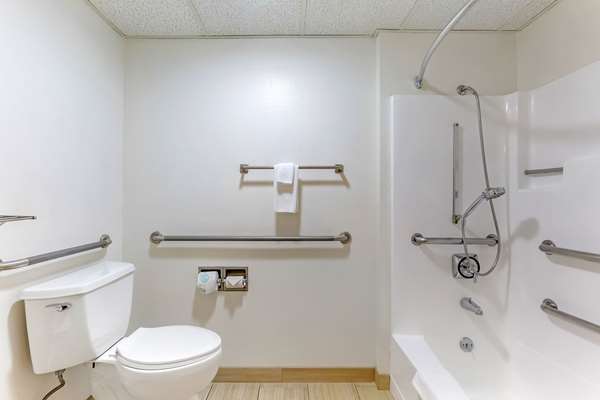  - Quality Inn Hamilton