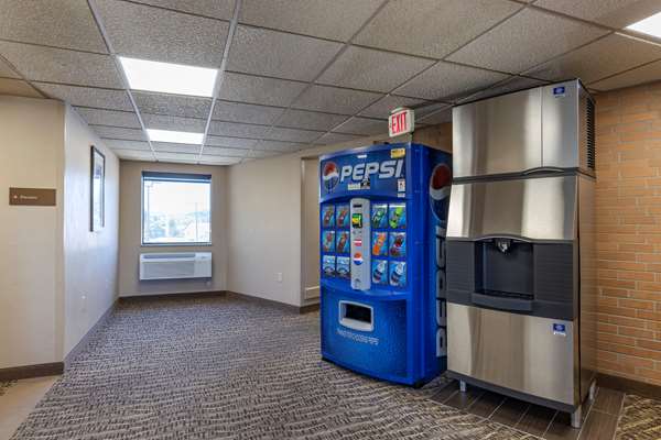  - Comfort Inn Butte - I-15 & I-90, Exit 127