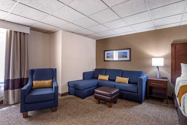  - Comfort Inn Butte - I-15 & I-90, Exit 127