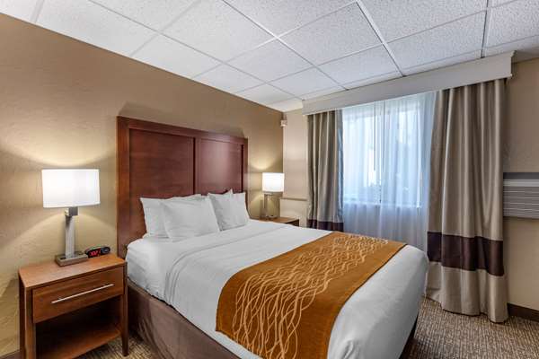  - Comfort Inn Butte - I-15 & I-90, Exit 127