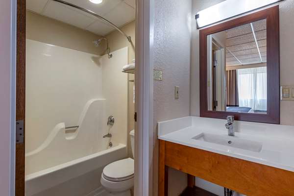  - Comfort Inn Shelby