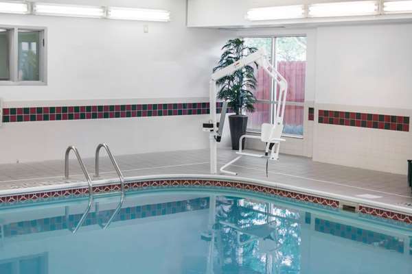 Pool - Sleep Inn Missoula