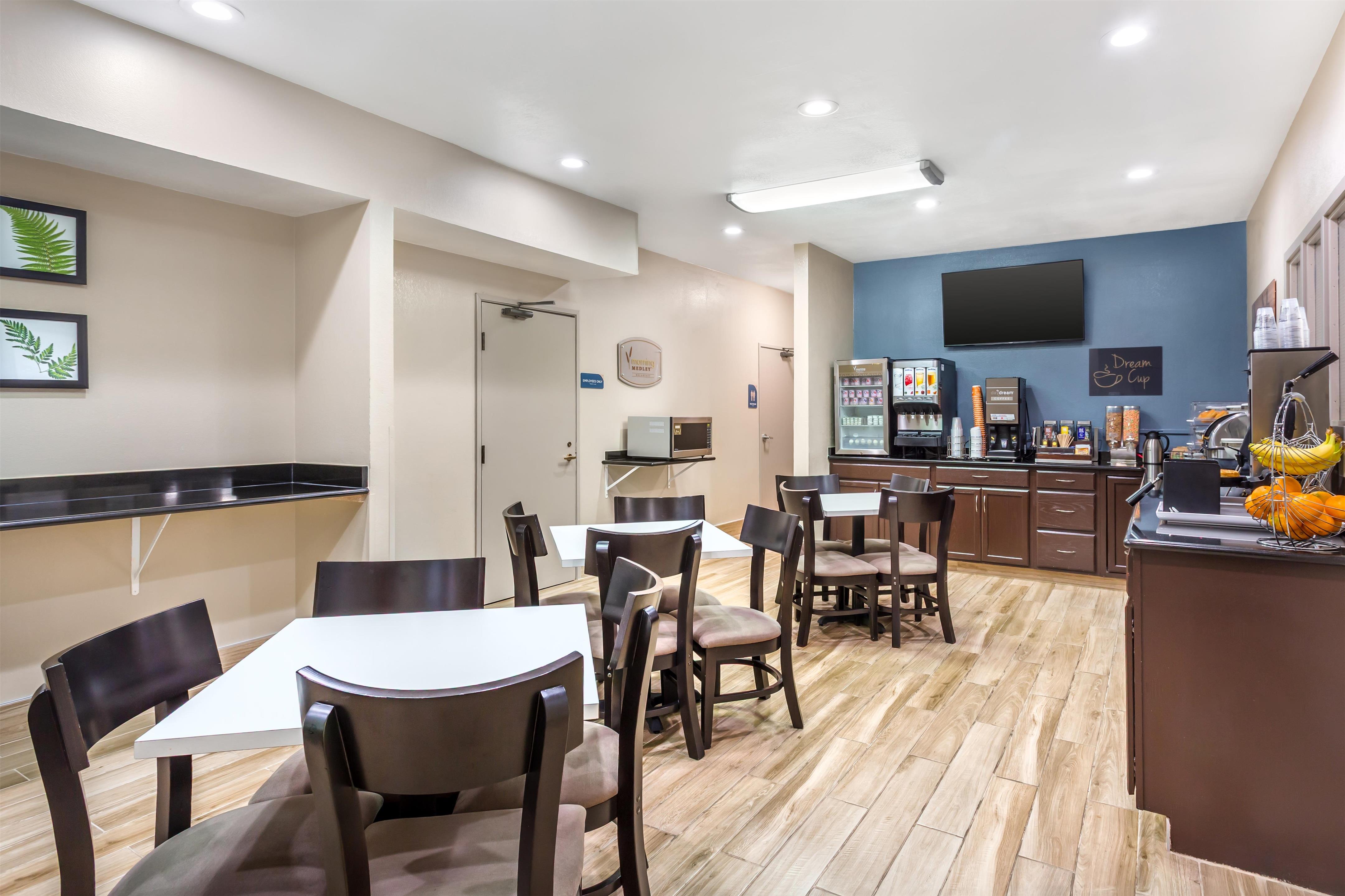 Breakfast area | Sleep Inn Missoula Southgate