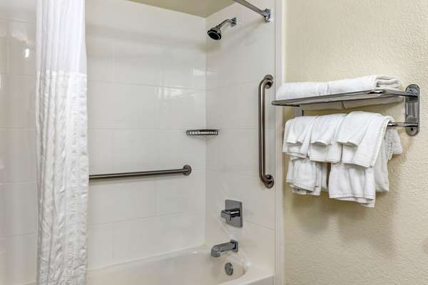  - Comfort Suites Winston-Salem - I-40, Exit 190