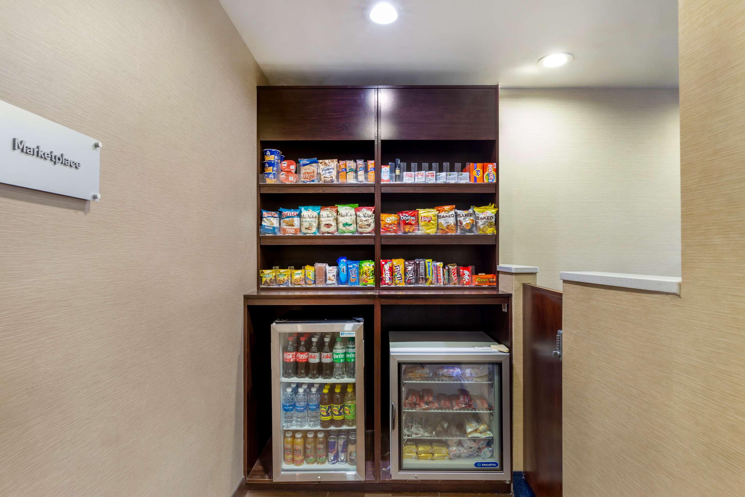 Hotel vending area | Comfort Suites Hanes Mall