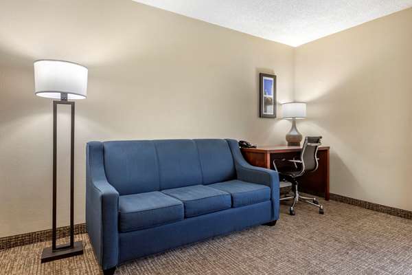Suite - Comfort Inn Executive Park Charlotte - I-77, Exit 5