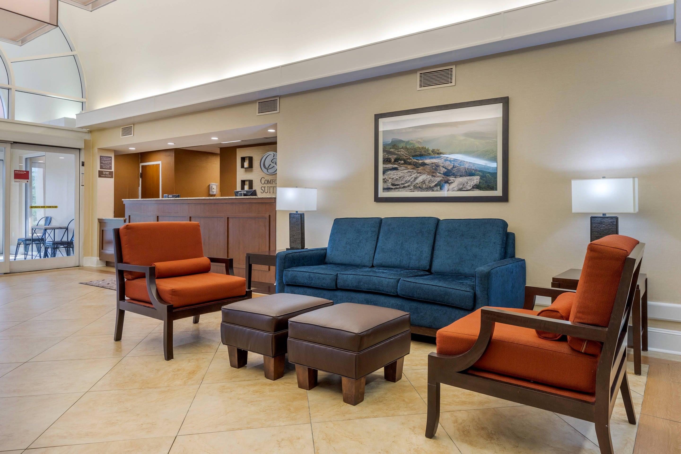 Lobby with sitting area