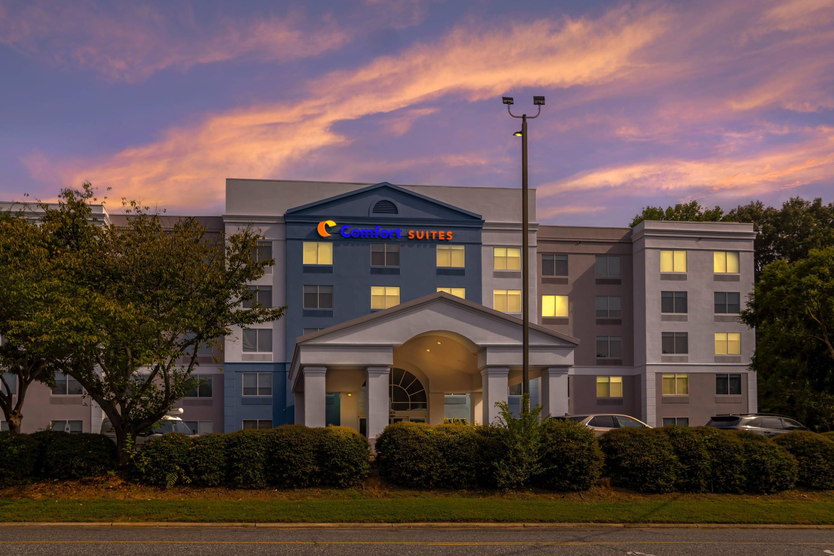 Twilight | Comfort Suites Gastonia - Charlotte