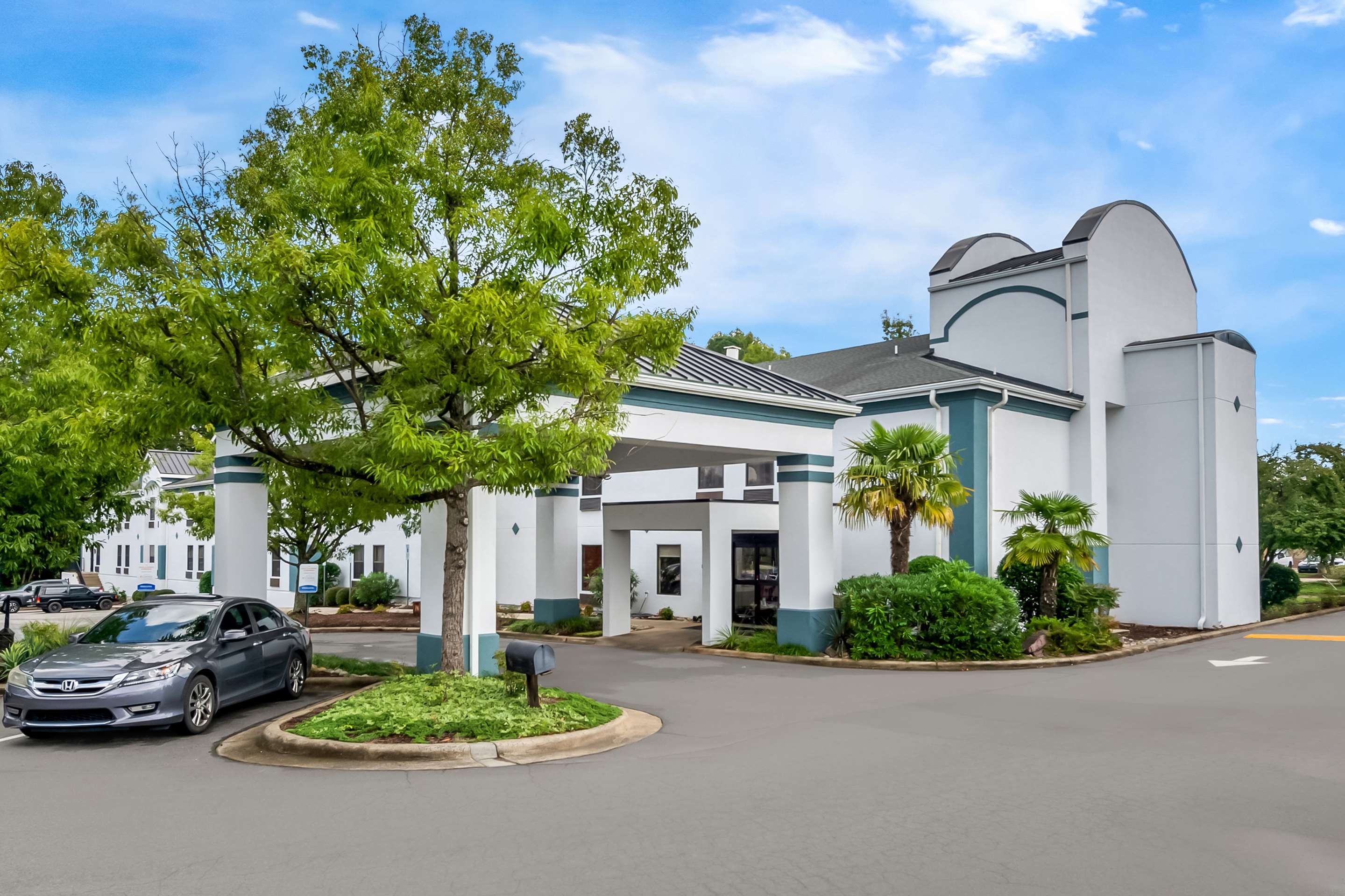 Hotel exterior | Comfort Inn Apex - Holly Springs