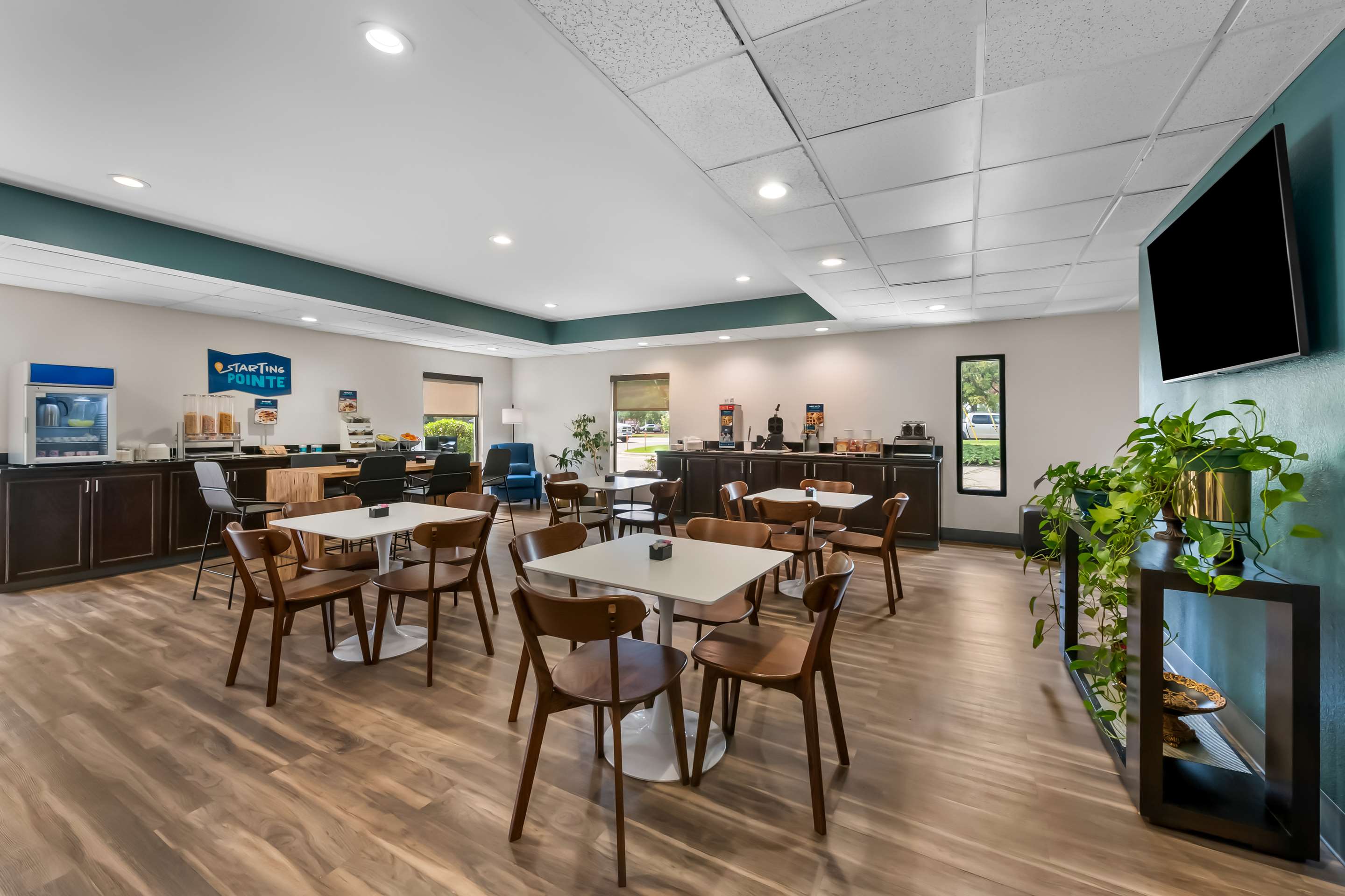 Breakfast area | Comfort Inn Apex - Holly Springs