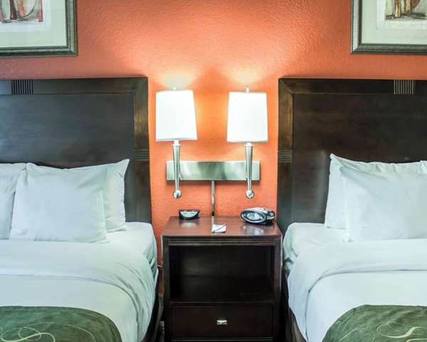 Suite - Comfort Suites Cary