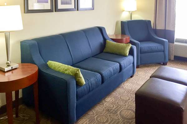 Suite - Comfort Suites Cary