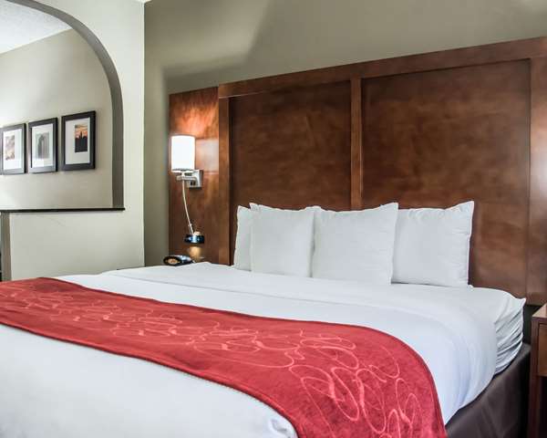 Suite - Comfort Suites University Area Charlotte - I-85, Exit 43