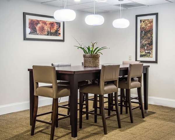 Amenities - Comfort Suites University Area Charlotte - I-85, Exit 43