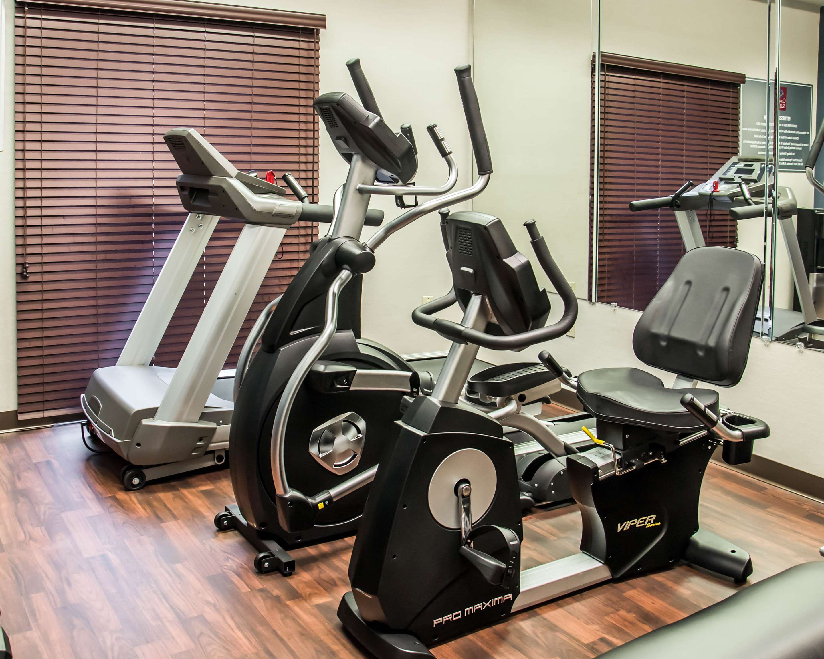 Fitness center | Comfort Suites Research Park - University