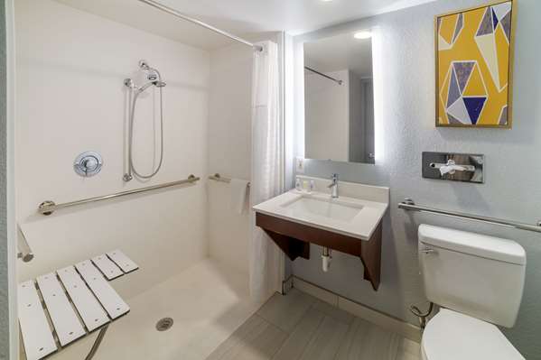  - Comfort Inn Asheville Airport Fletcher - I-26, Exit 40