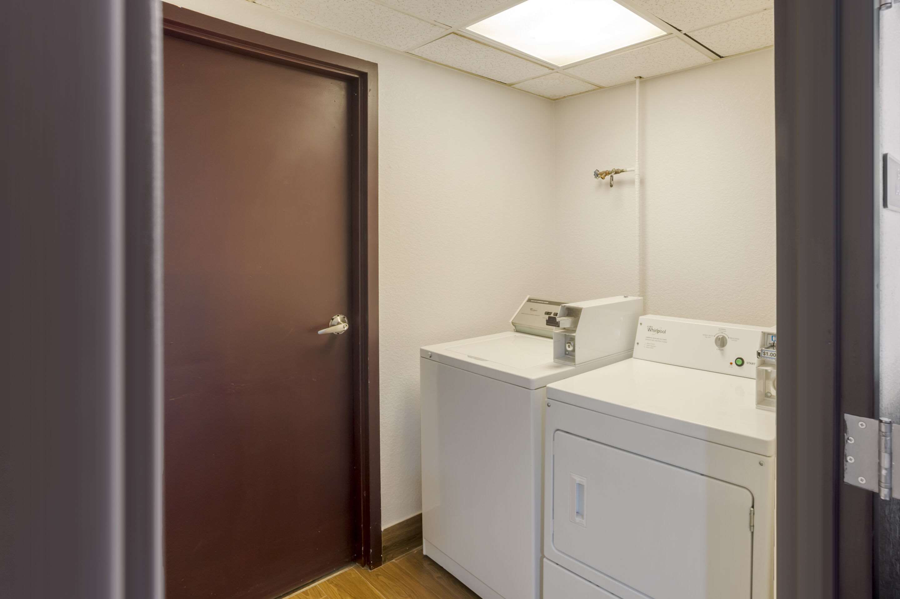 Guest laundry facilities | Comfort Inn Asheville Airport