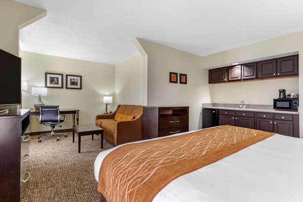 Suite - Comfort Inn & Suites Cornelius - I-77, Exit 28