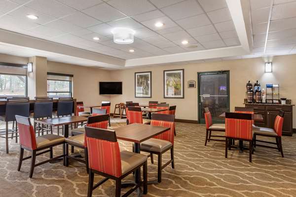 Amenities - Comfort Inn & Suites Cornelius - I-77, Exit 28