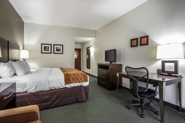  - Comfort Inn & Suites Cornelius - I-77, Exit 28
