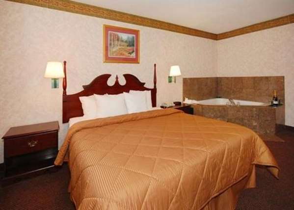 Suite - Quality Inn Tarboro