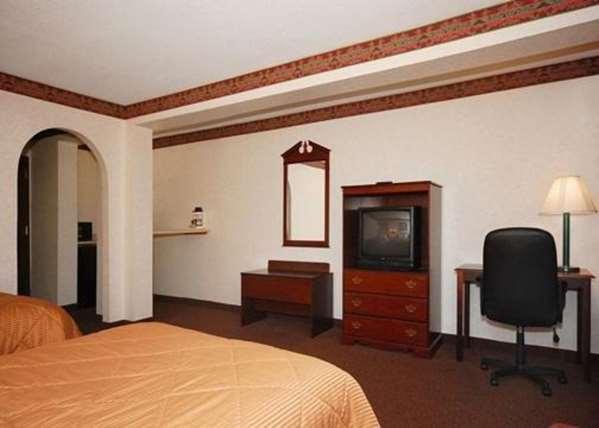 Suite - Quality Inn Tarboro