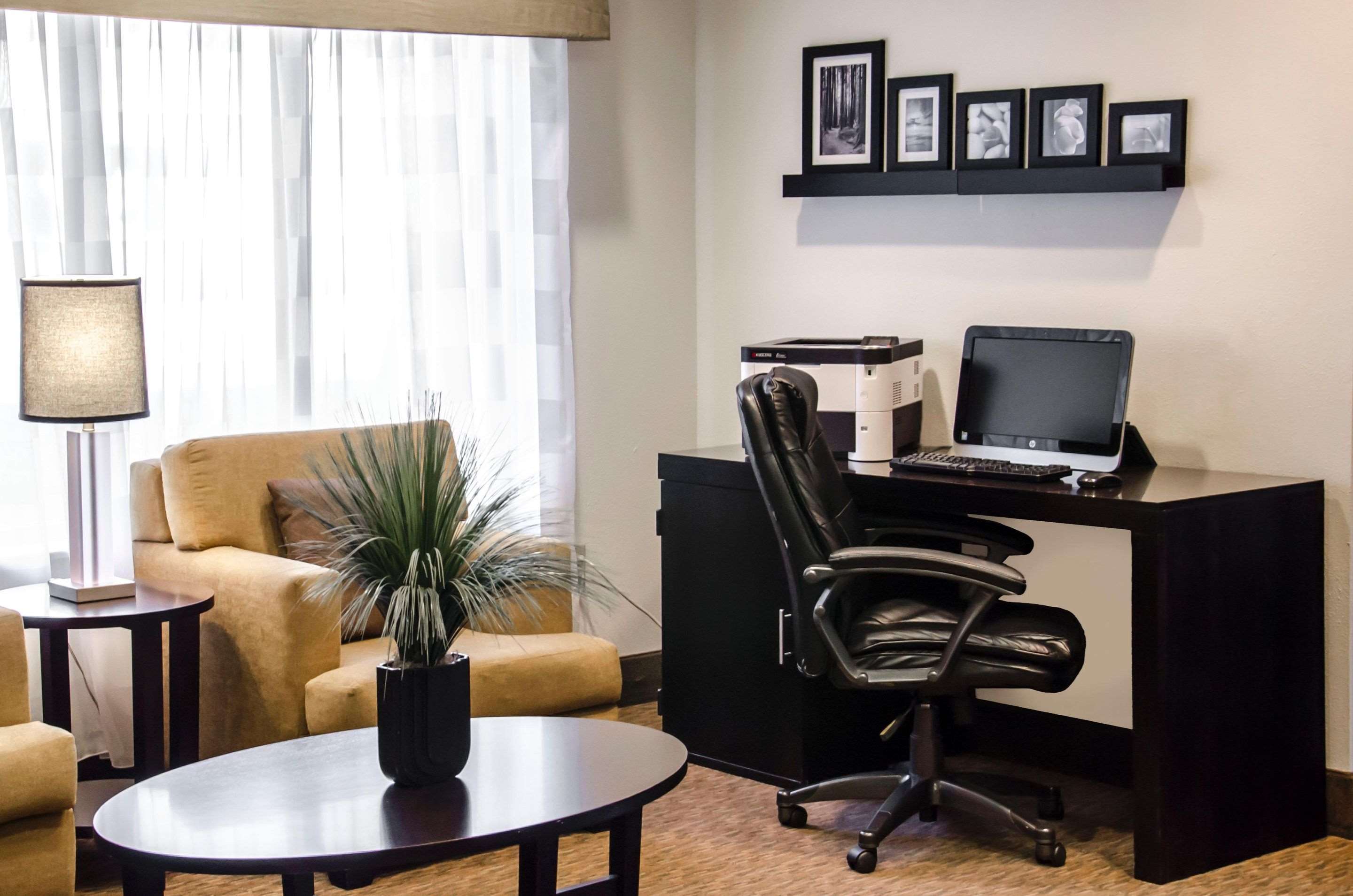 Computer in the lobby | Sleep Inn Airport - Billy Graham Parkway