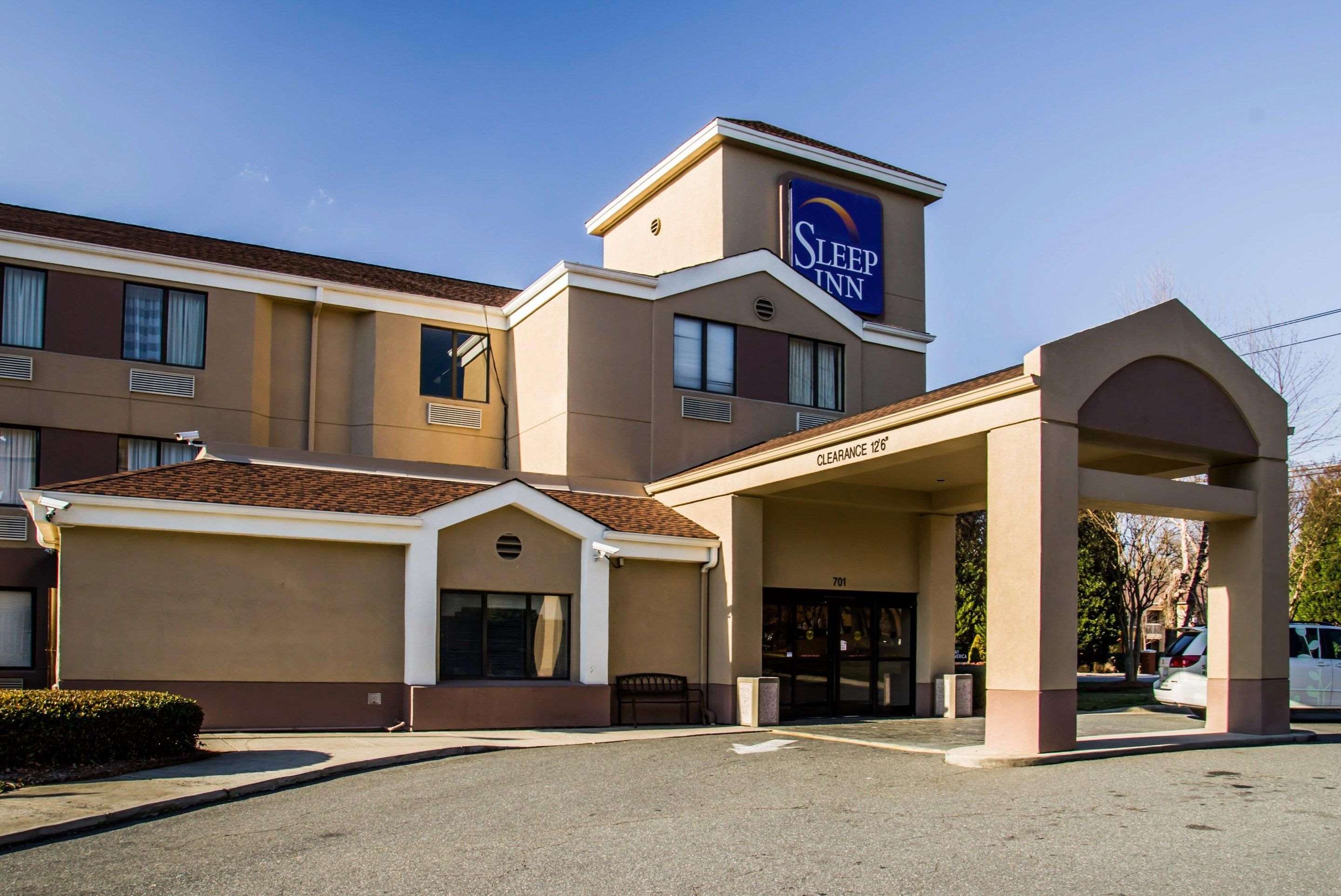 Hotel entrance | Sleep Inn Airport - Billy Graham Parkway