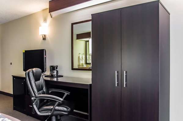  - Sleep Inn Yorkmont Charlotte - I-77, Exit 6B