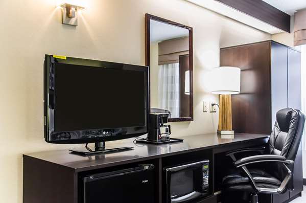  - Sleep Inn Yorkmont Charlotte - I-77, Exit 6B