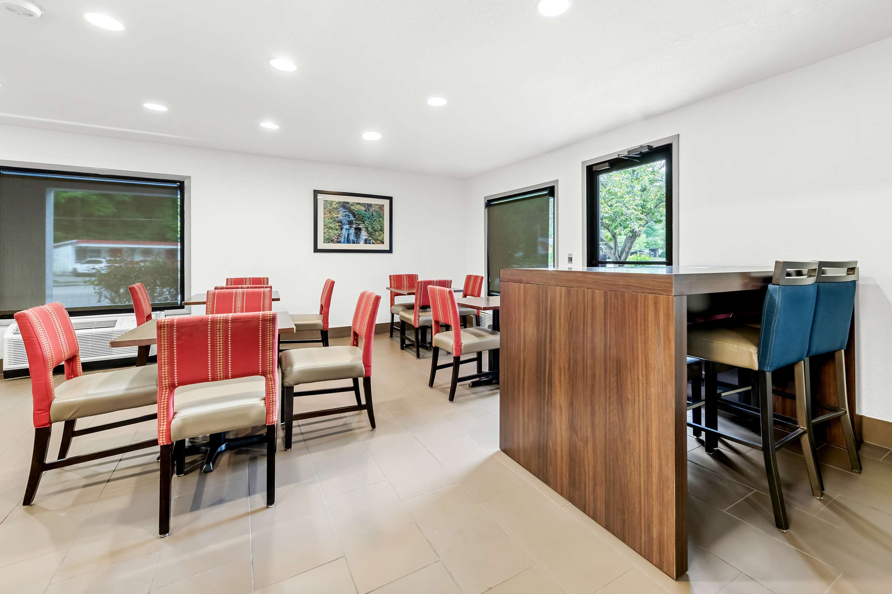 Breakfast area