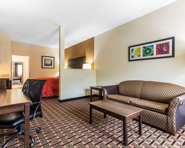 Suite - Quality Suites Hickory - I-40, Exit 125