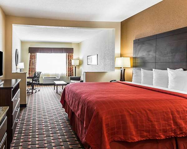 Suite - Quality Suites Hickory - I-40, Exit 125