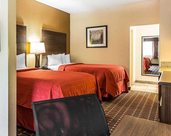 Suite - Quality Suites Hickory - I-40, Exit 125