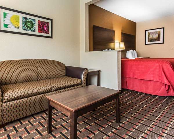 Suite - Quality Suites Hickory - I-40, Exit 125