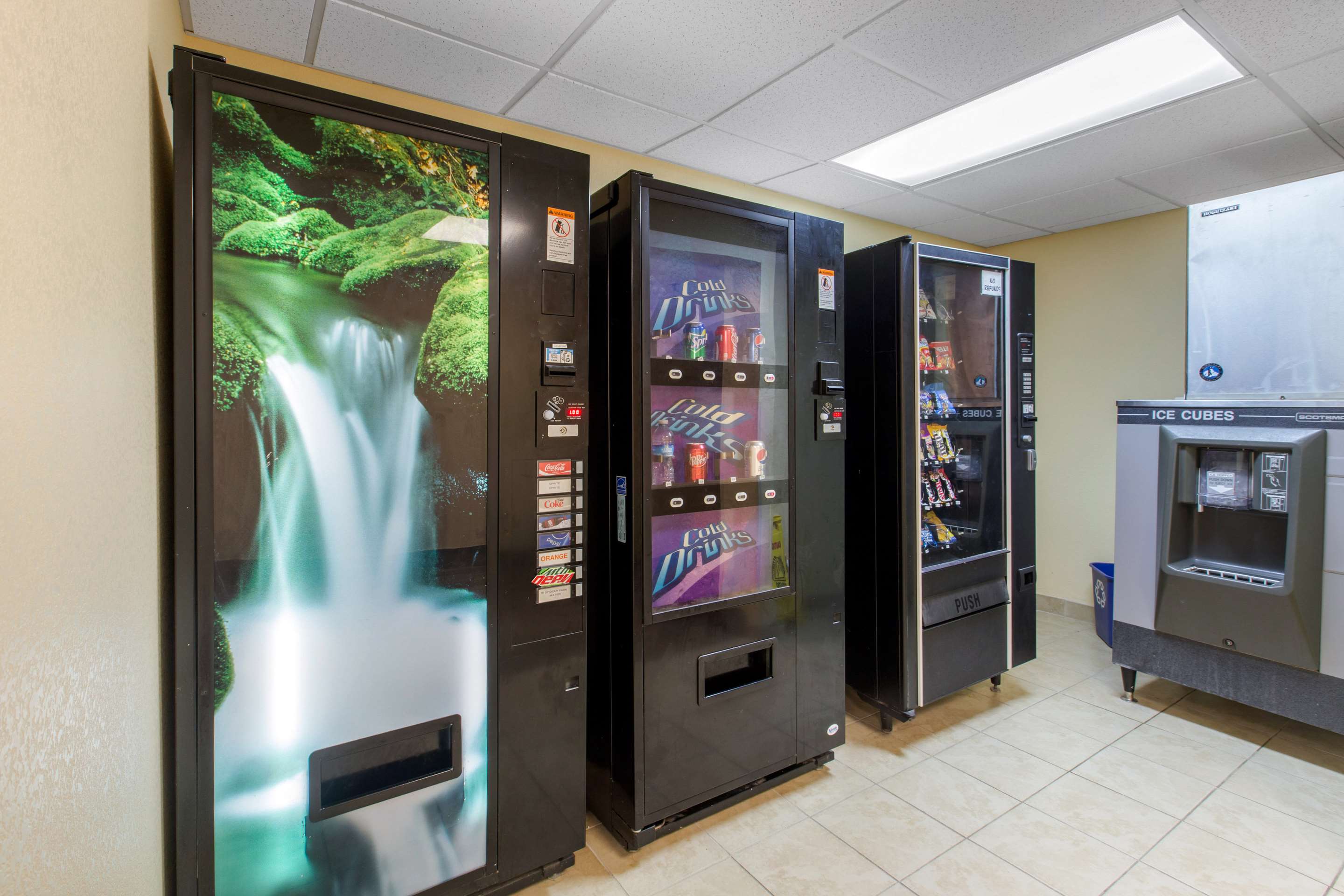 Hotel vending area
