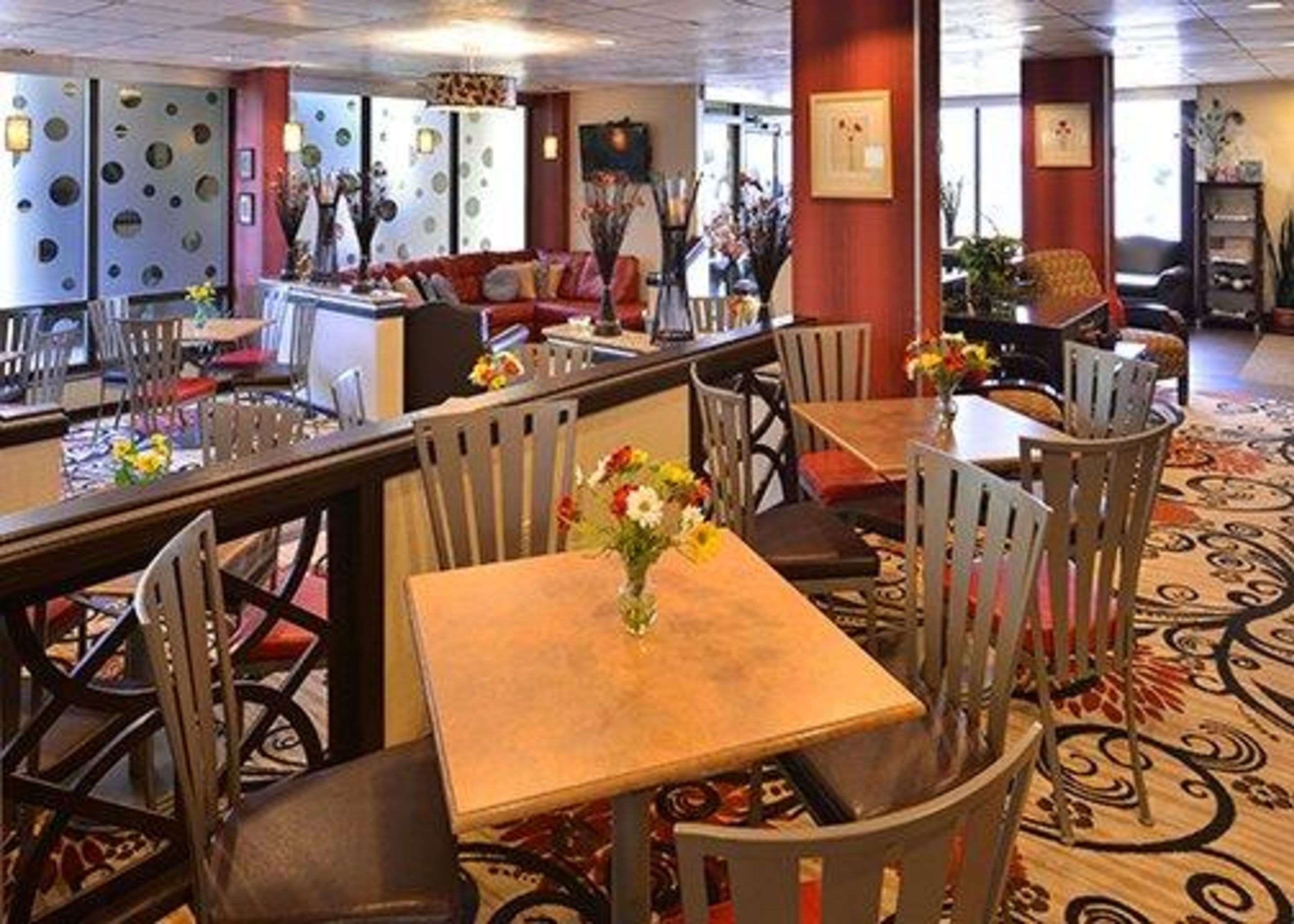 Breakfast sitting area