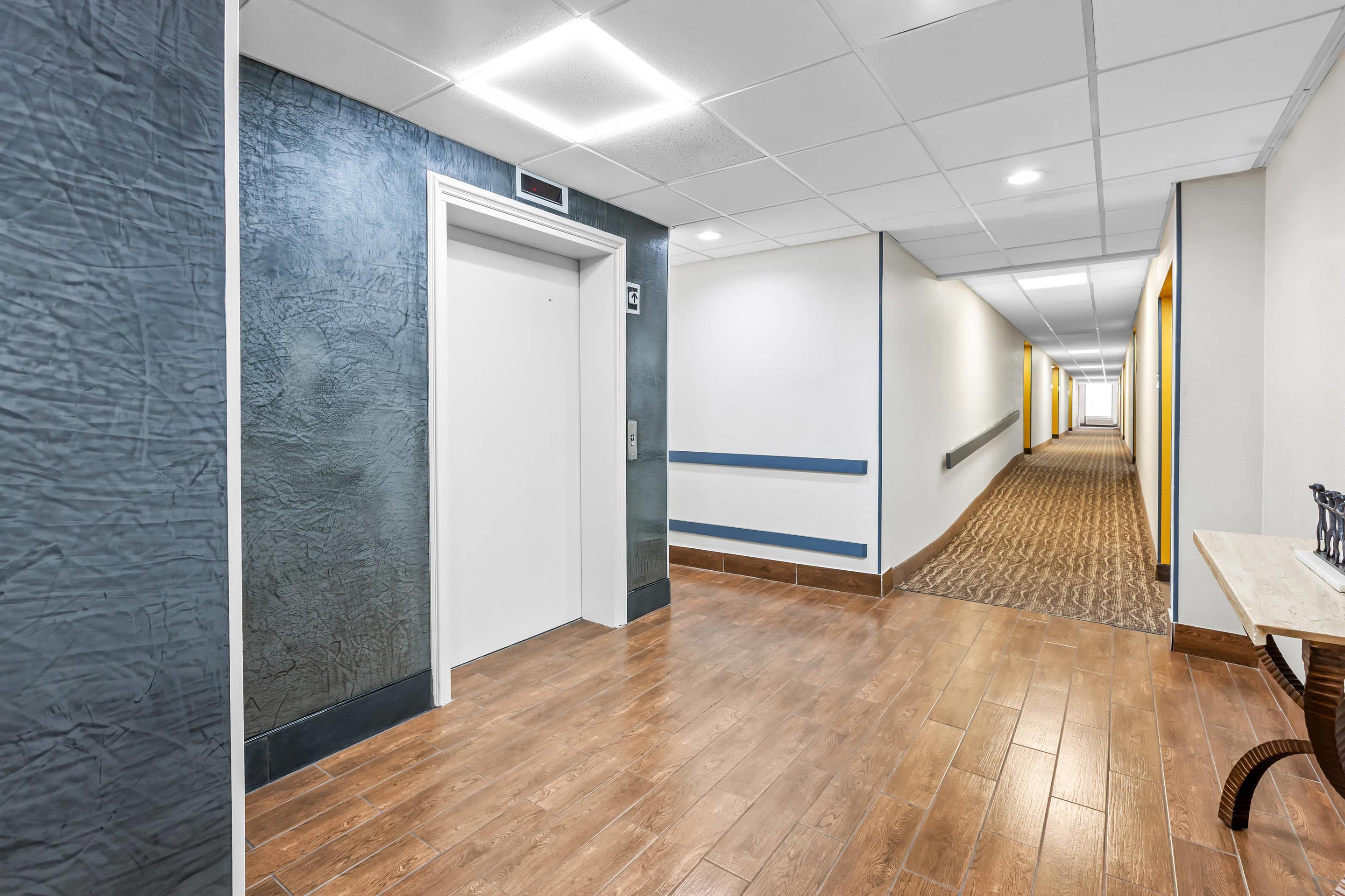 Hotel elevator | Comfort Inn Laurinburg