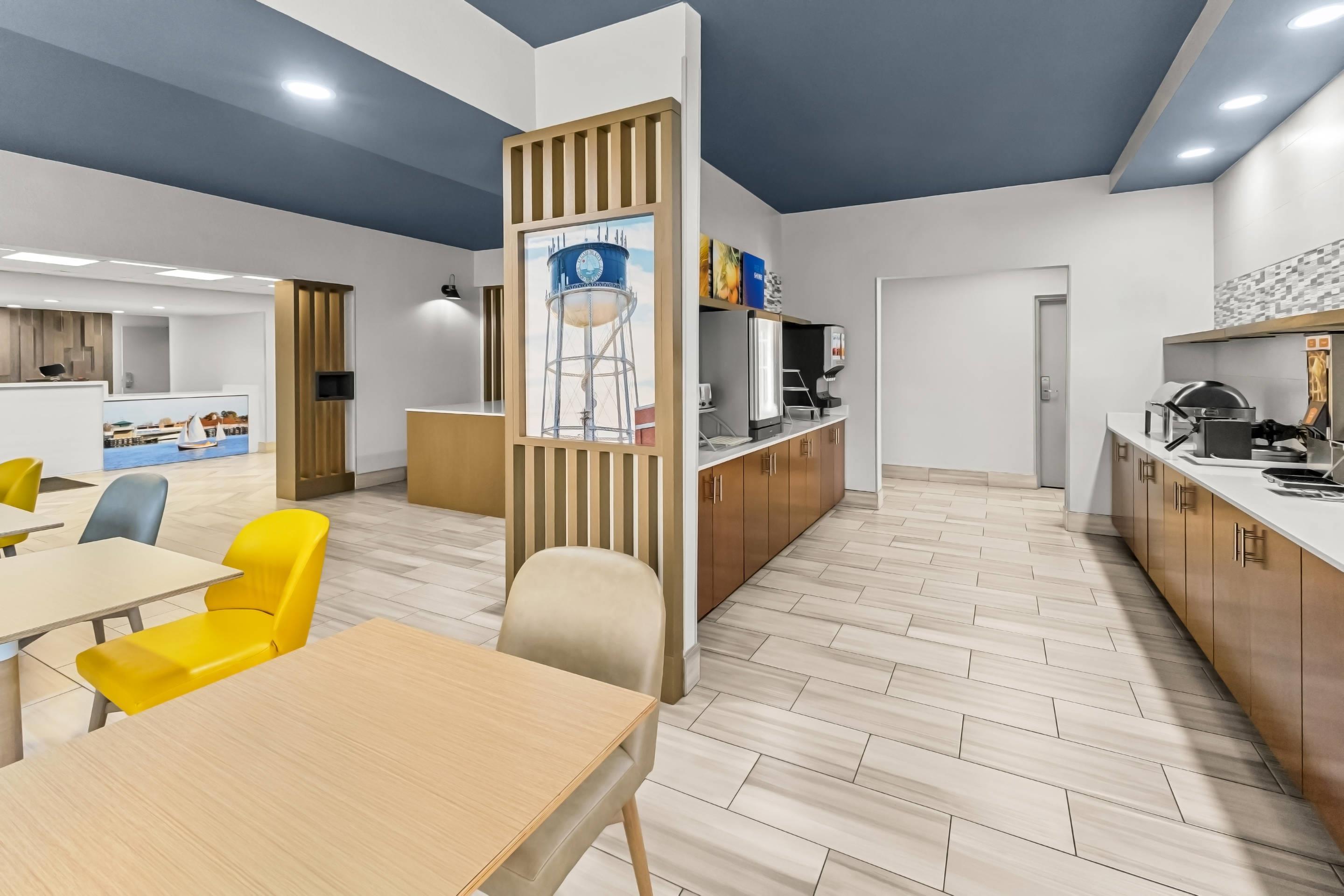 Breakfast area