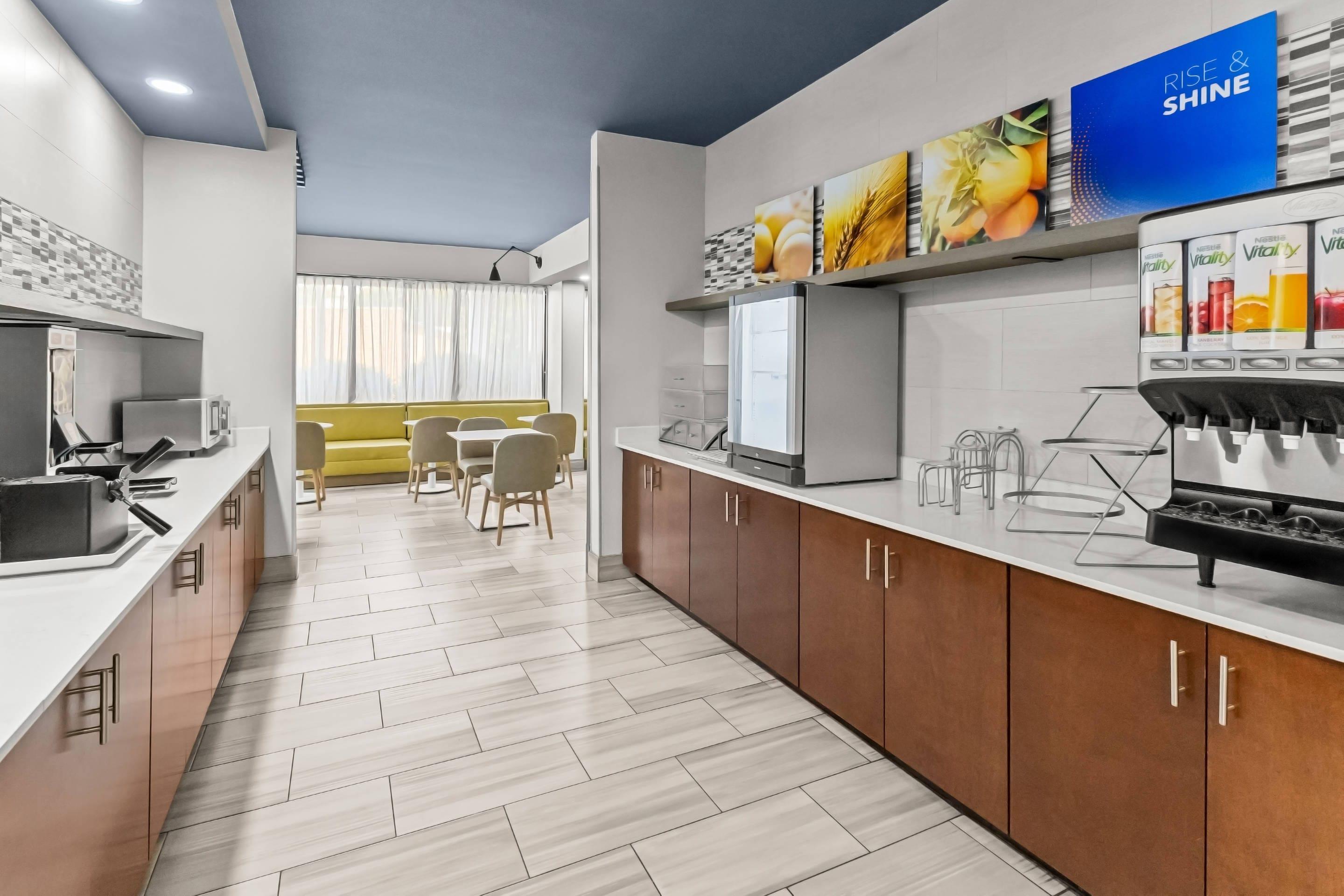 Breakfast area