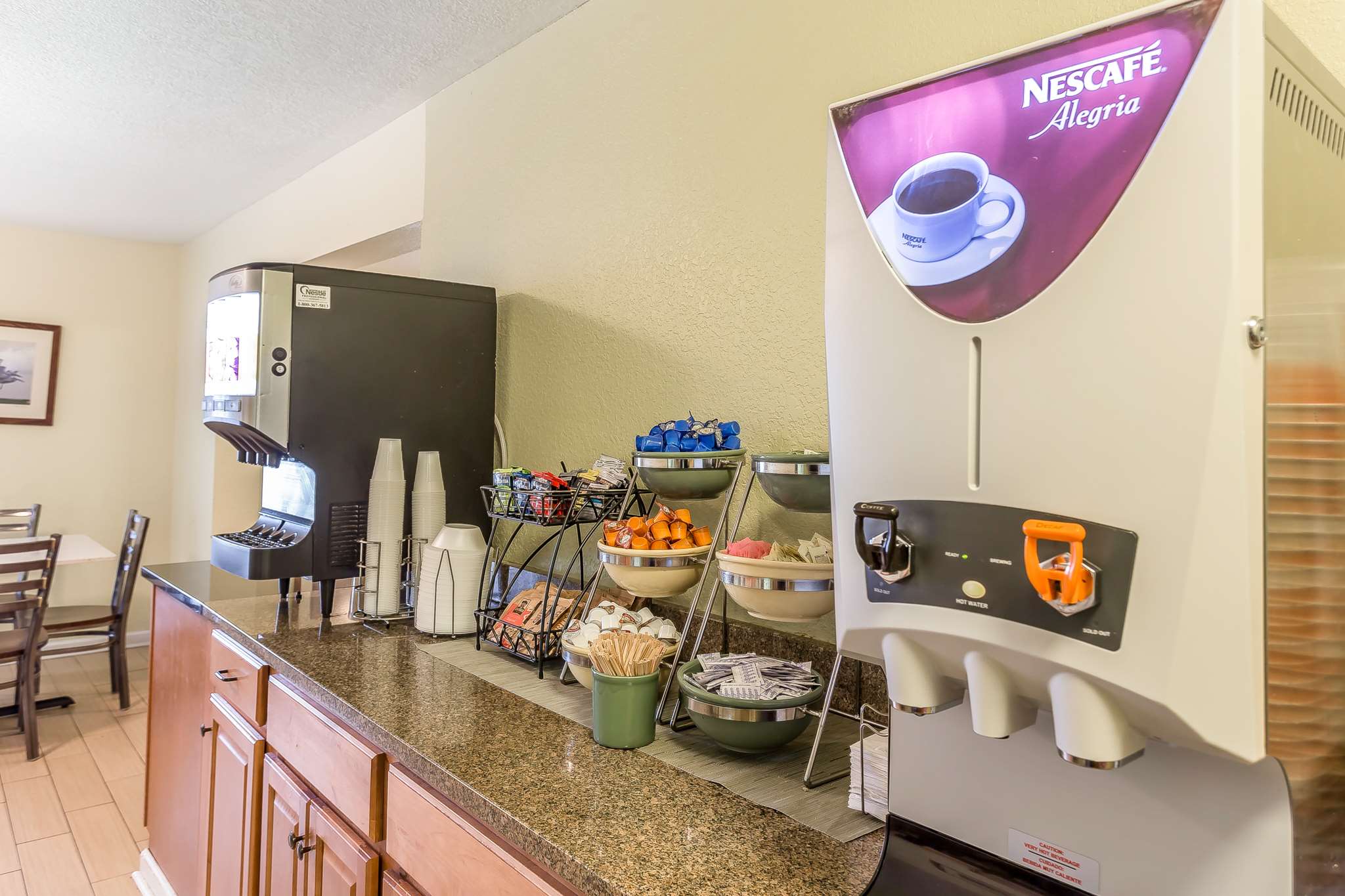 Breakfast area