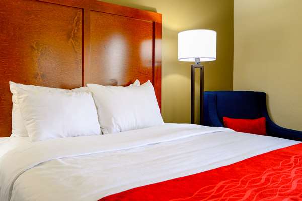  - Comfort Inn University Durham - I-40, Exit 270