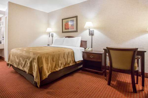  - Quality Inn Mt Airy