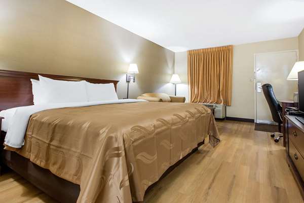  - Quality Inn Mt Airy