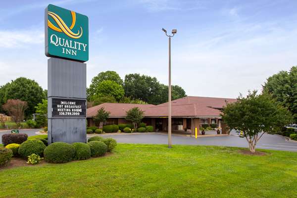 Exterior view - Quality Inn Mt Airy