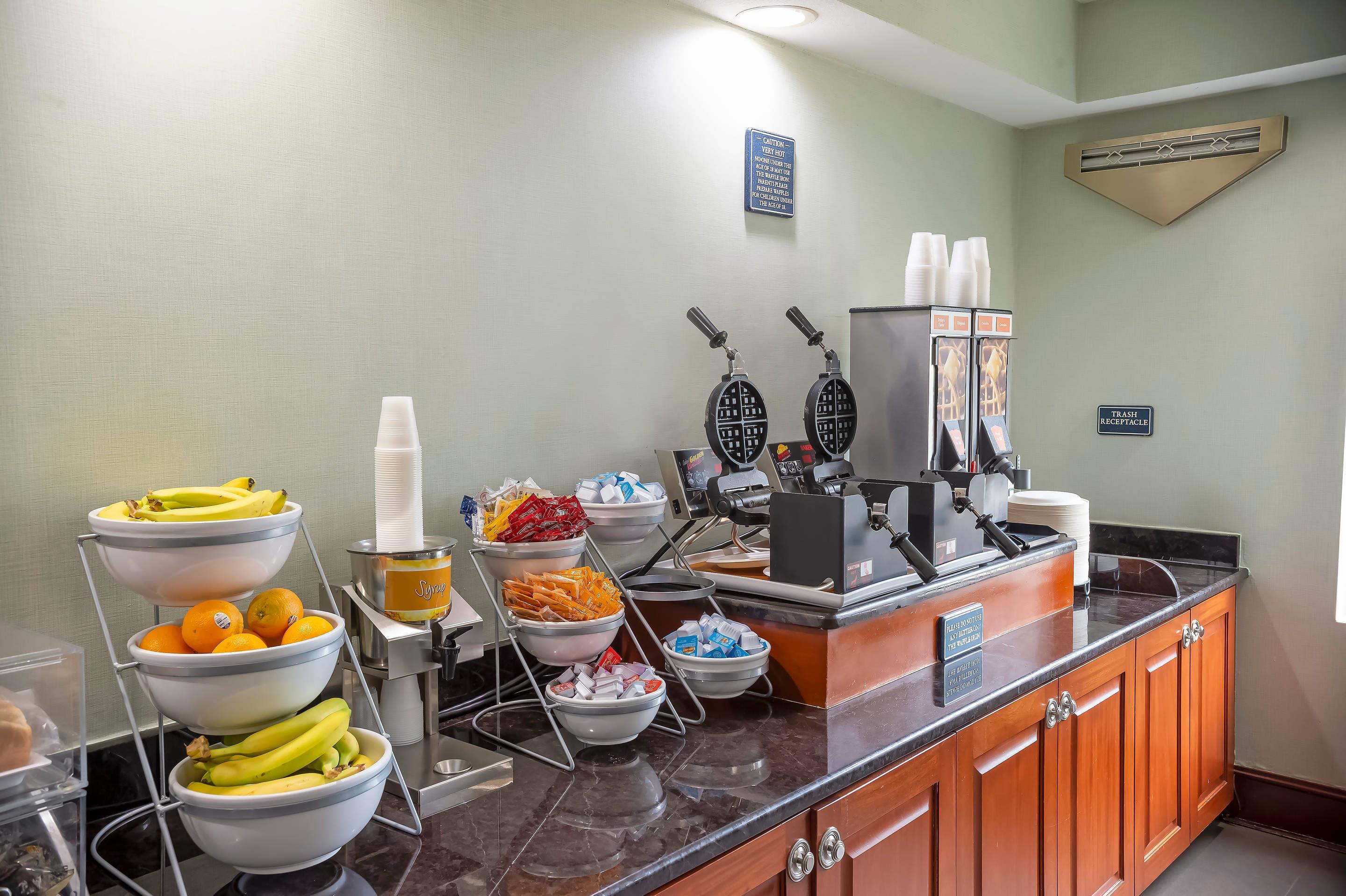 Assorted breakfast items | Comfort Suites Outlet Center